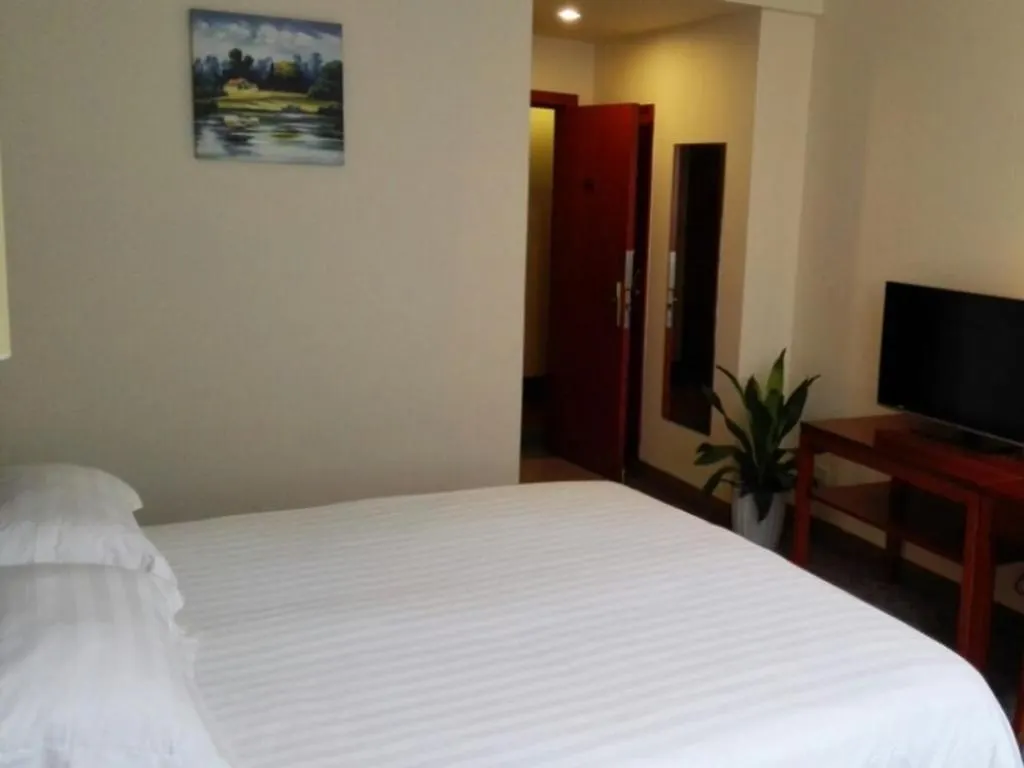 Greentree Inn Jiangsu Suzhou New District Science And Technology College Business Hotel 3*, Suzhou (Jiangsu)